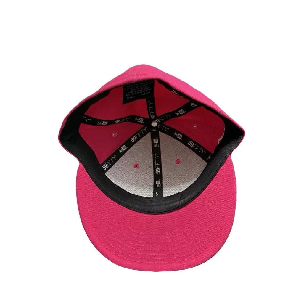 Garth Brooks G Logo Hat Cap Snap Back Mens Pink New‎ Era 9FIFTY Embroidered